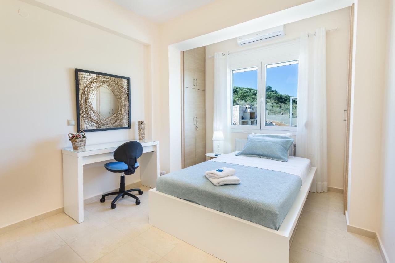 Villa Oasis Γαλατάς Εξωτερικό φωτογραφία