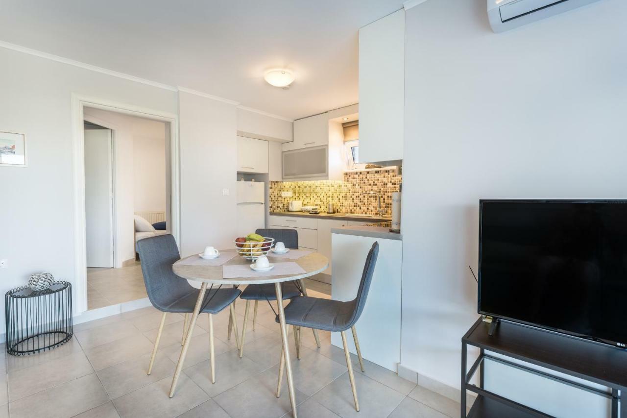 Villa Oasis Γαλατάς Εξωτερικό φωτογραφία